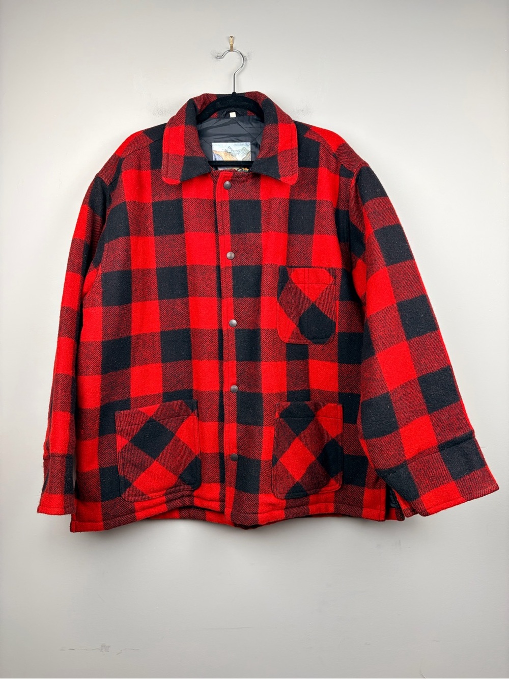 Mountain Wool Buffalo Plaid Jacket Men L Red Black Quilted Lined Barn Coat